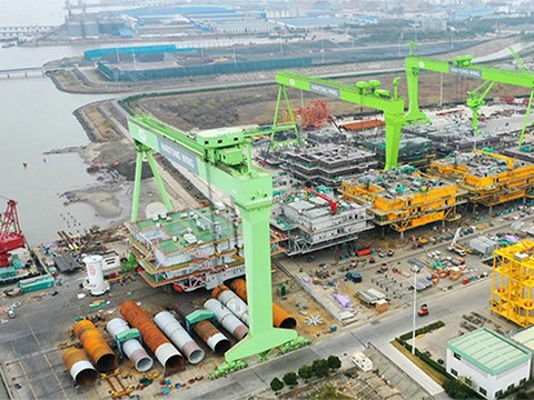 MU500t造船(chuán)門(mén)式起重機(jī)